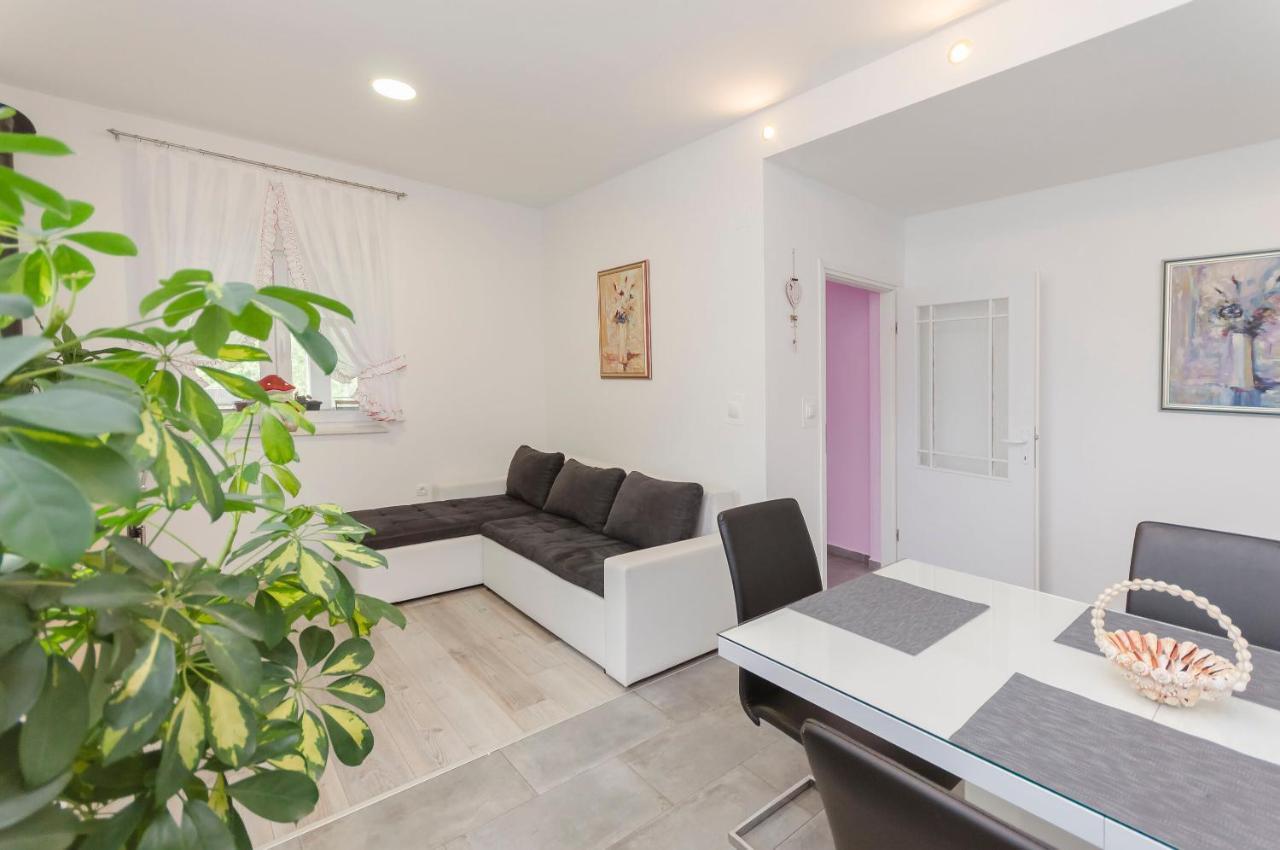 Apartment Luka Rupe Exterior photo